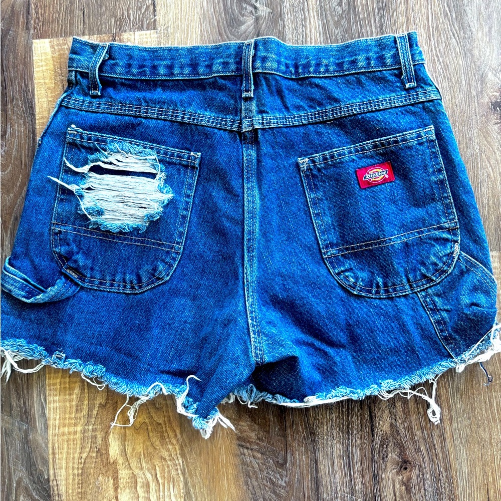 ❤ Beautiful and unique Dickies Jean shorts with white stripes 30x32